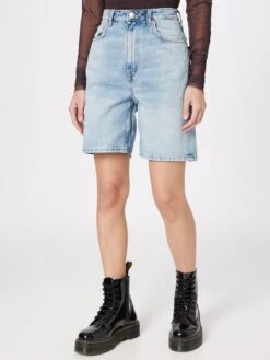 WEEKDAY Denim Shorts Regular Jeans Dandy Dames Lichtblauw -Ulla Popken Verkoop 162a8af2e8616bacc882703aa4e716c6