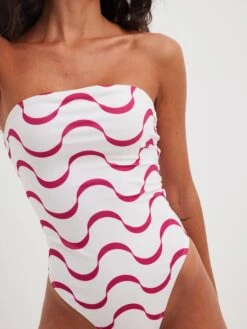 NA-KD Bandeau Badpakken Bandeau Badpak Dames Wit -Ulla Popken Verkoop 3a278fc191e4698d16e098f0995f2492