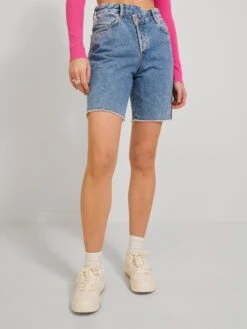 JJXX Denim Shorts Regular Jeans Alva Dames Blauw -Ulla Popken Verkoop 4d5b2fd3b6197ed2e651f5e79730055d