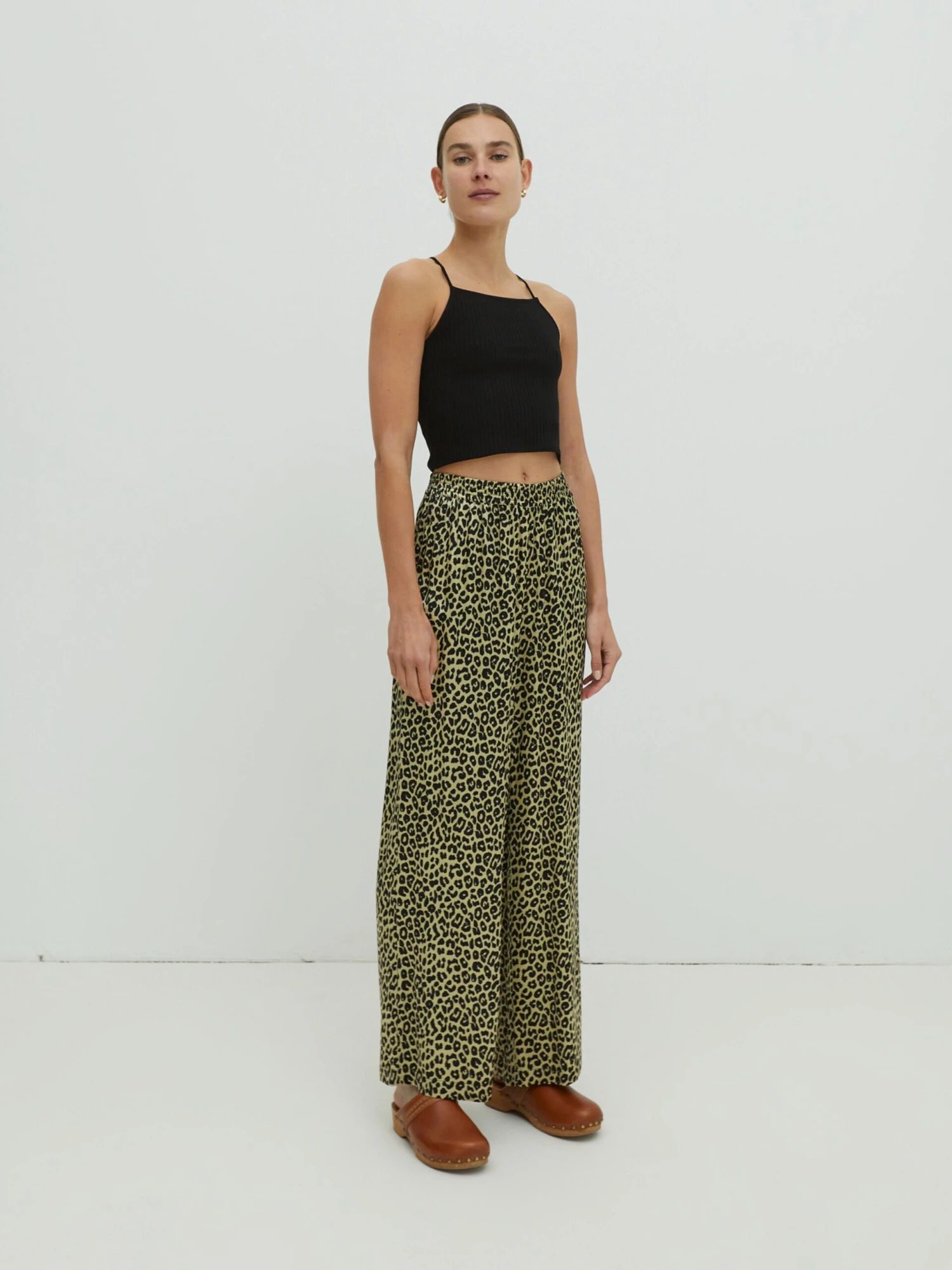 EDITED Crop Tops Top Elora Dames Zwart 8 EDITED Crop Tops Top Elora Dames Zwart - Afbeelding 6