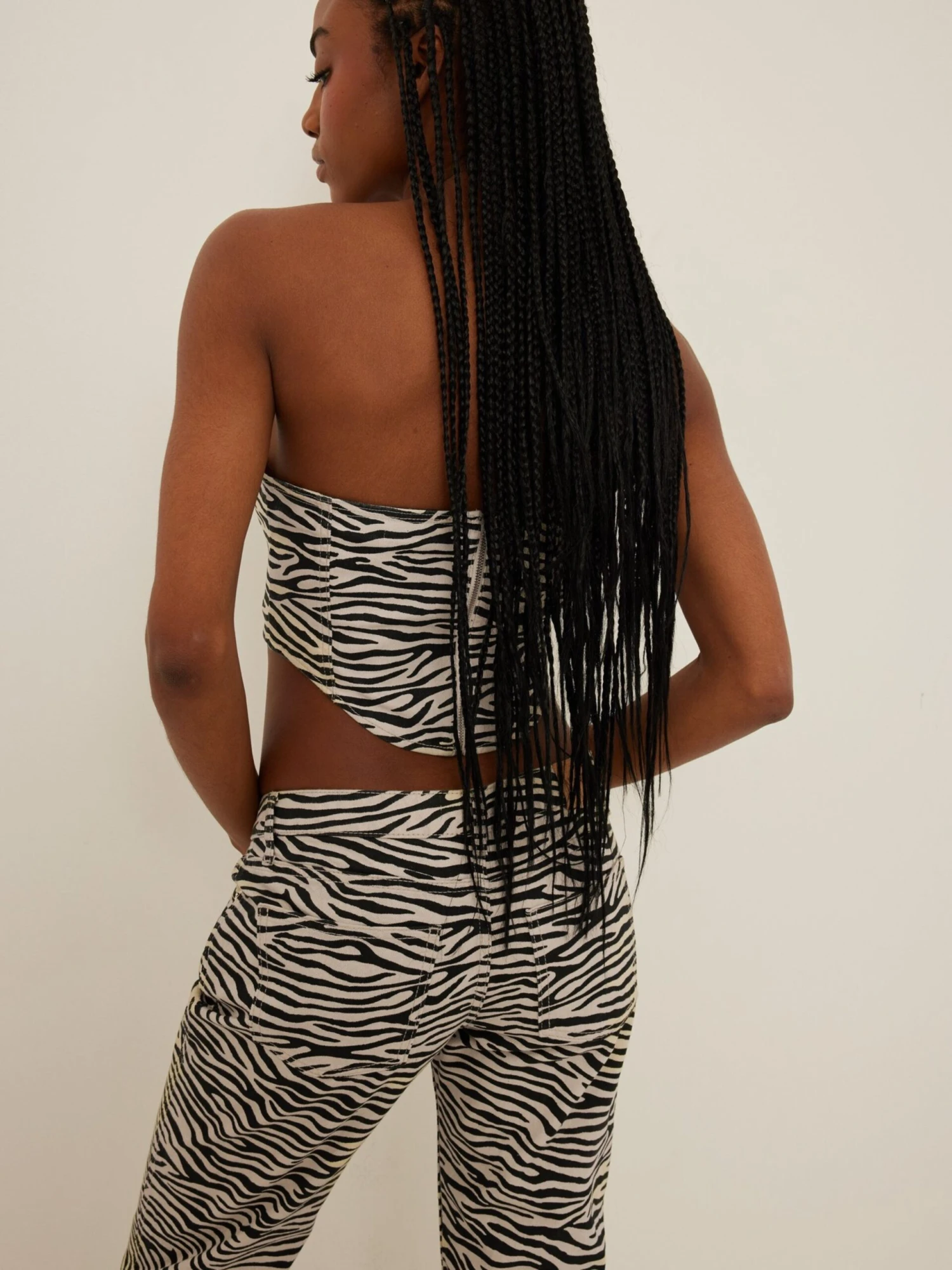 NA-KD Crop Tops Top Dames Zwart 4 NA-KD Crop Tops Top Dames Zwart - Afbeelding 2