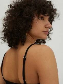 EDITED Crop Tops Top Rayna Dames Zwart -Ulla Popken Verkoop 712d0e6cfa54fa59e5dd9ede6981a7d3