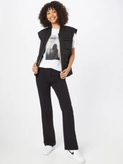 Kaffe T-shirts Shirt Finia Dames Wit -Ulla Popken Verkoop 98c3faf2cacfc19bb2347a1fbff735e5