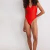 NA-KD Halter Badpakken Badpak Dames Rood -Ulla Popken Verkoop b171779a08b5323ee6e151f6c9f04e88