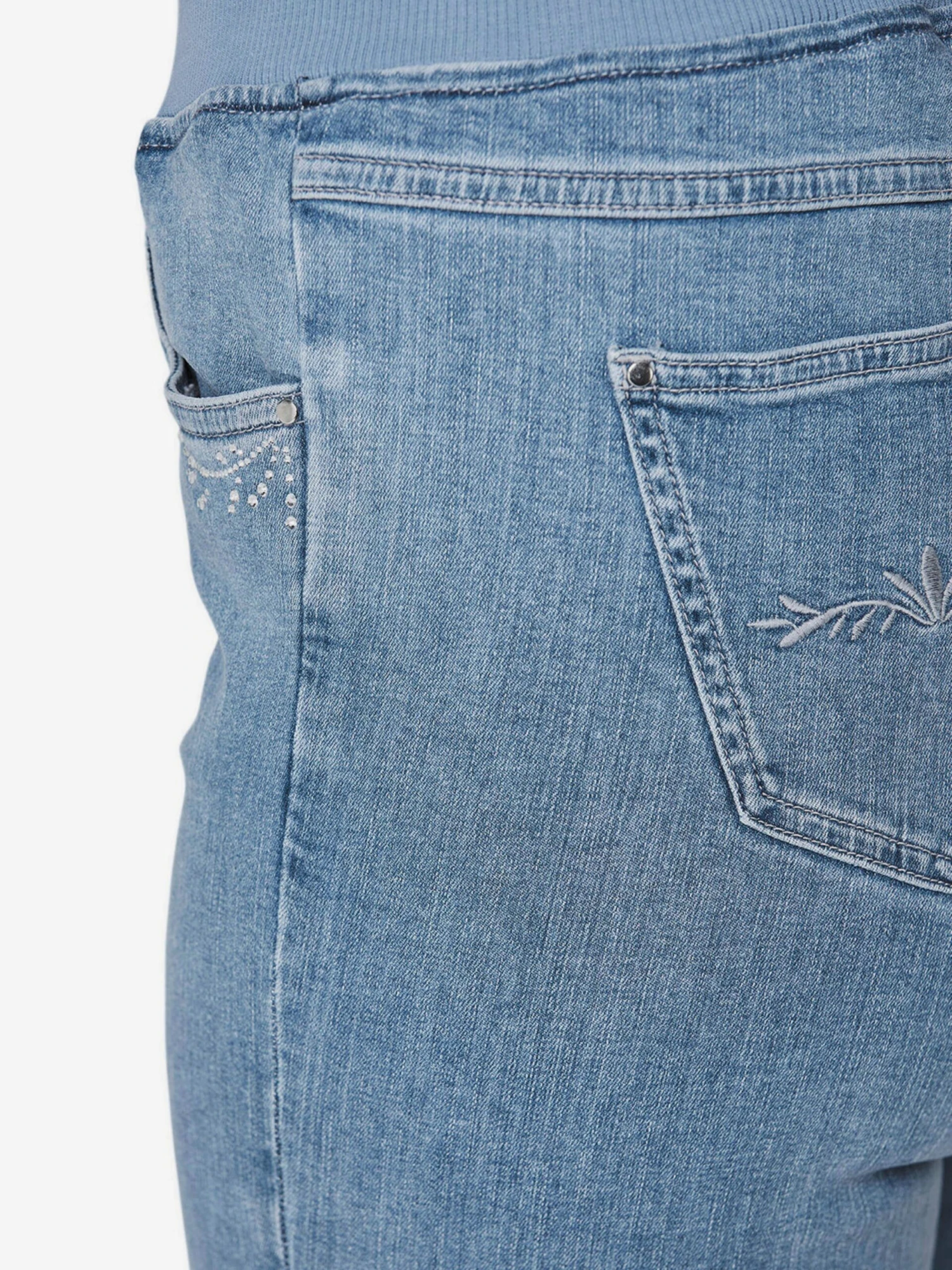 GOLDNER Denim Shorts Regular Jeans Louisa Dames Lichtblauw 8 GOLDNER Denim Shorts Regular Jeans Louisa Dames Lichtblauw - Afbeelding 6