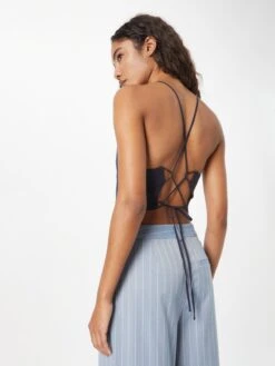 Gestuz Crop Tops Top Malou Dames Zwart -Ulla Popken Verkoop e1c5015bc8e82815179b0d19cc887e18