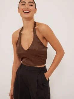 NA-KD Crop Tops Top Dames Bruin