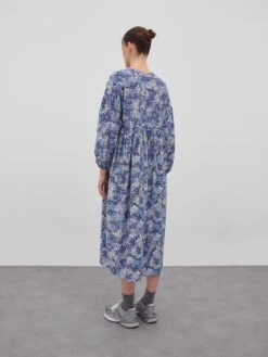 EDITED Midi Jurken Jurk Trixi Dames Blauw / Marine / Lichtblauw 10 EDITED Midi Jurken Jurk Trixi Dames Blauw / Marine / Lichtblauw -Ulla Popken Verkoop f264c403f4eced9bf758720fc20cd20e